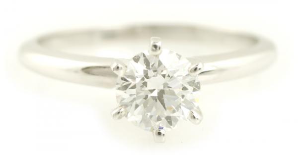 A simple presentation engagement ring