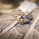 Gold jewelry value can vary depending on the situation