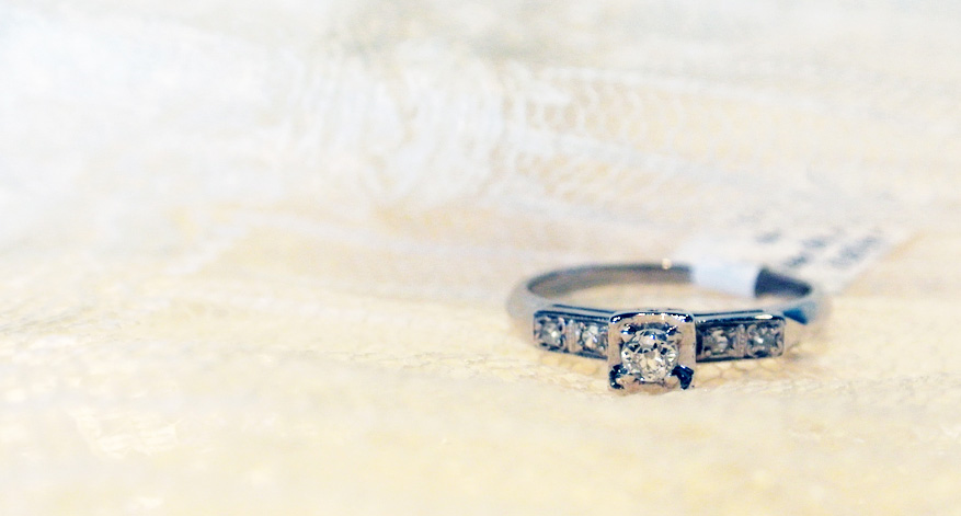 Etsy vintage engagement ring from Arden Jewelers
