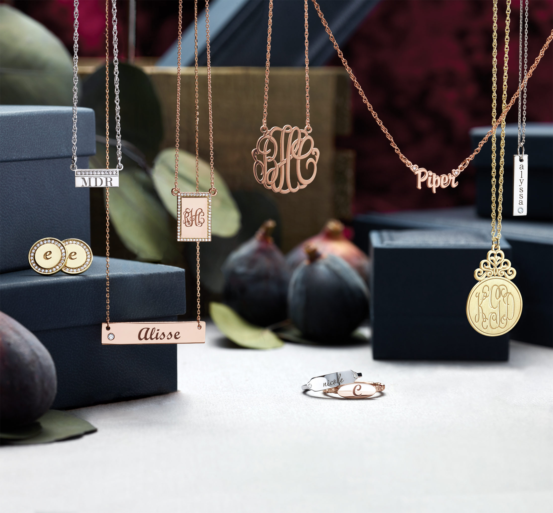 Personalized Jewelry Gifts for Her : Engraved Rings, Custom Monograms 