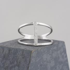 Minimalist Split Shank Ring with Bar of Diamond Accents