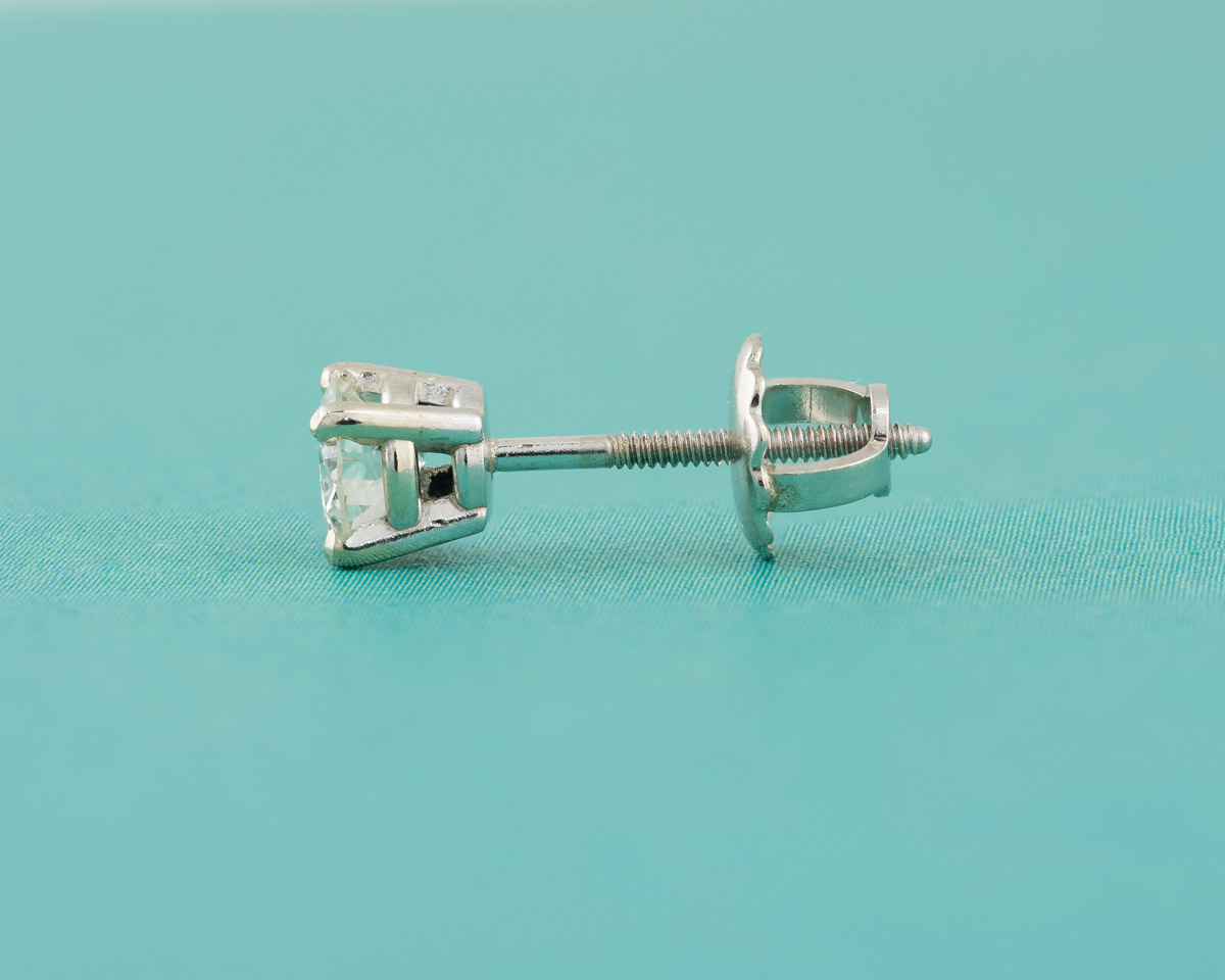 Styles of Earring Backs : Which Earring Back Is Best? : Arden Jewelers