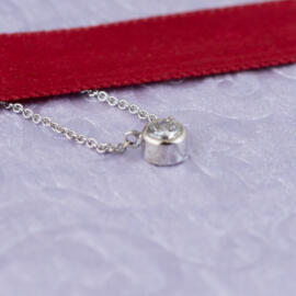 White Gold Necklace with Round Brilliant Diamond side view fancy