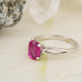 California Tourmaline : Solitaire Split Shank Ring side view fancy