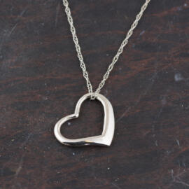 front angle fancy background simple heart necklace
