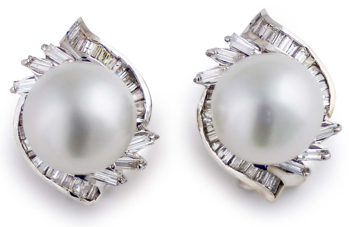 Pearlz gallery white pearl earrings for women & girls : Amazon.in: Jewellery