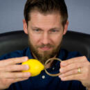 At home gold tests holding a lemon next to a bracelet