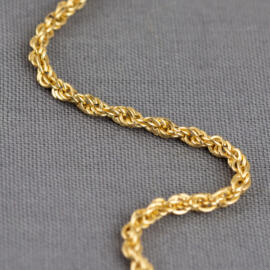 A yellow gold rope chain
