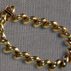 A yellow gold San Marco chain